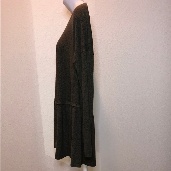 Andrée by UNIT - Olive, Super-Soft, Hachi Sweater - Picture 2 of 6